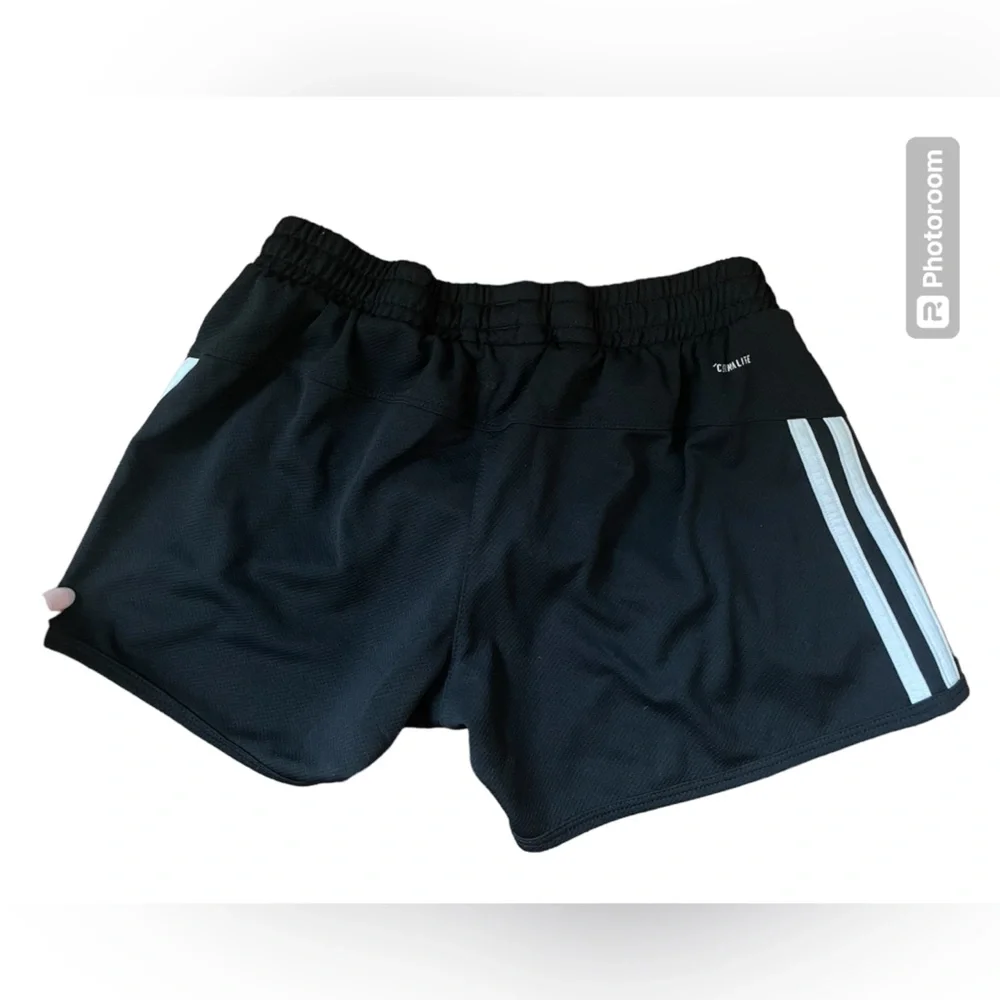 ADIDAS RUNNING SHORTS - Picture 3 of 3